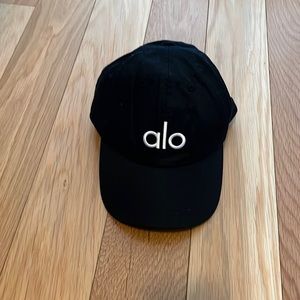 Alo hat 🧢